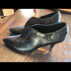 Arturo Chiang Shoes Size 7